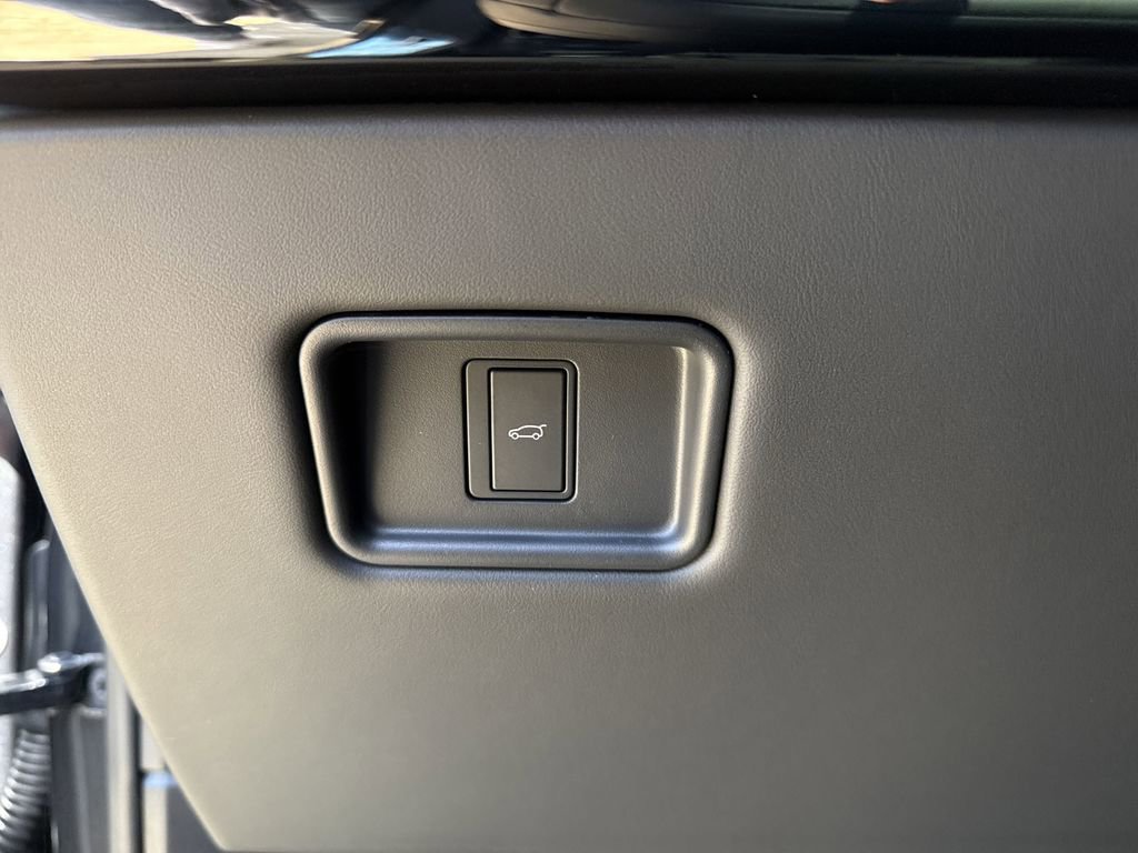 New 2025 Land Rover Range Rover Sport Dynamic SE image 23