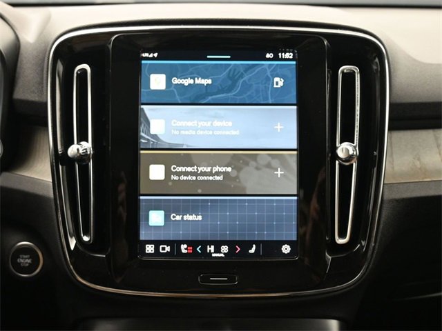 Used 2024 Volvo XC40 B5 Plus w/ Climate Package image 13