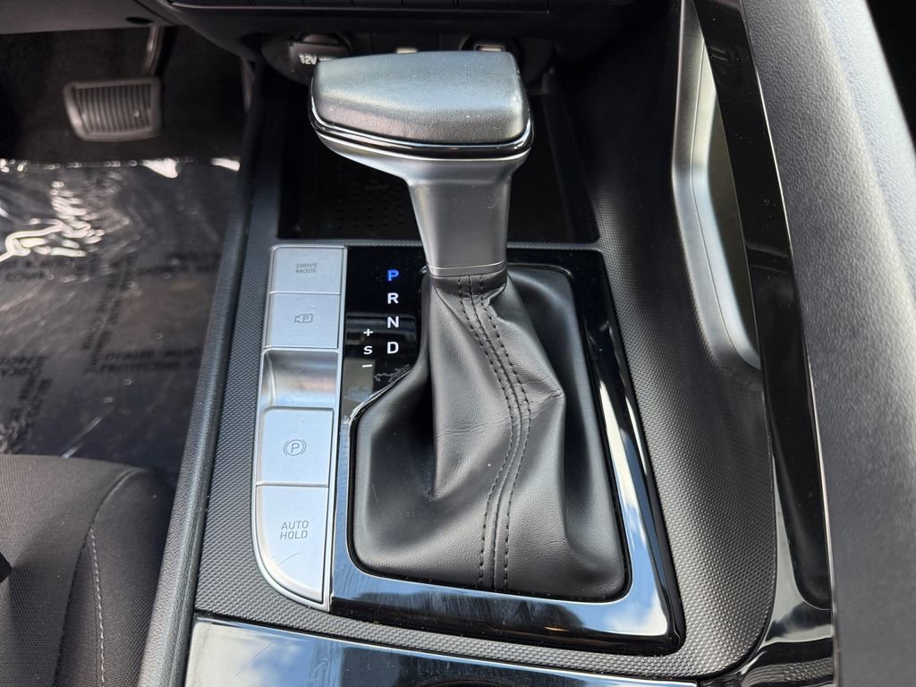 Used 2023 Hyundai Elantra SEL w/ Convenience Package image 19