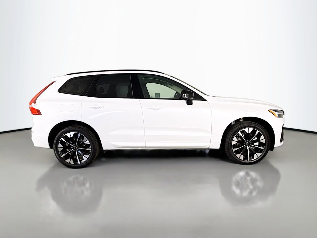 New 2026 Volvo XC60 B5 Plus w/ Protection Package image 8