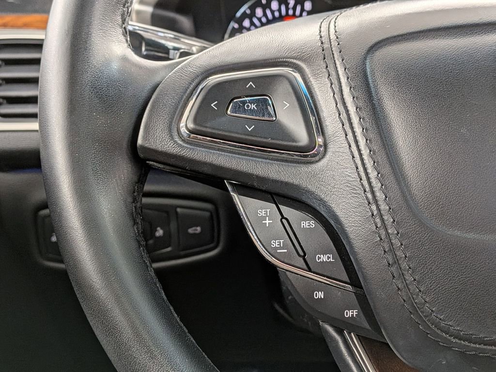 Used 2018 Lincoln MKZ Select w/ Select Plus Package AWD/4WD image 19