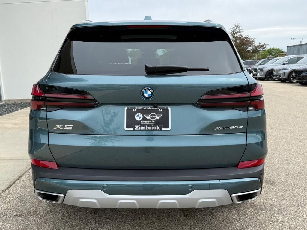 Used 2026 BMW X5 xDrive50e AWD/4WD image 4