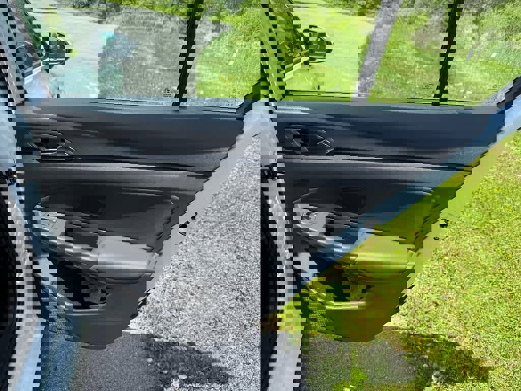 New 2025 Volkswagen GTI SE image 11