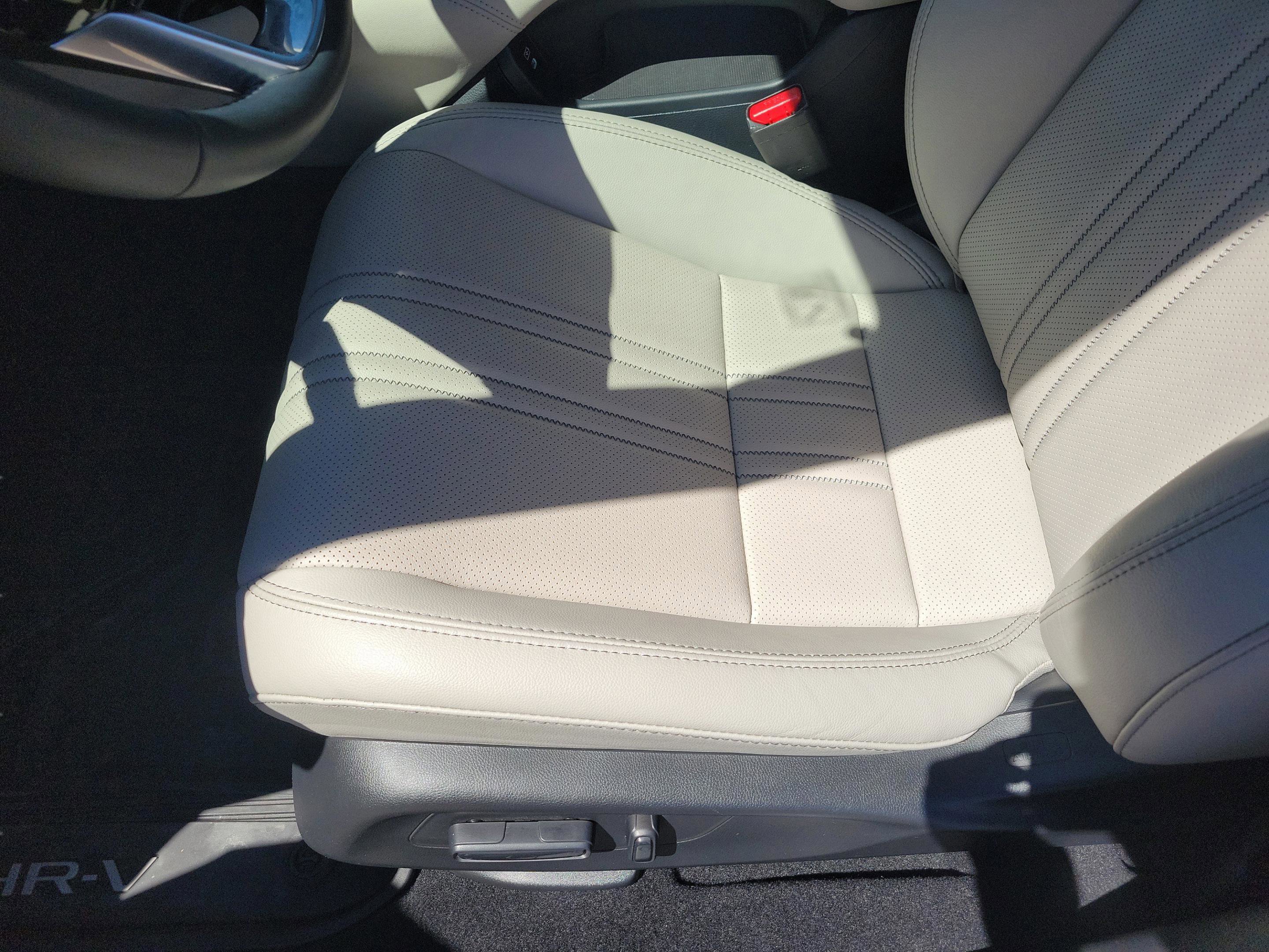 Used 2026 Honda HR-V EX-L image 27