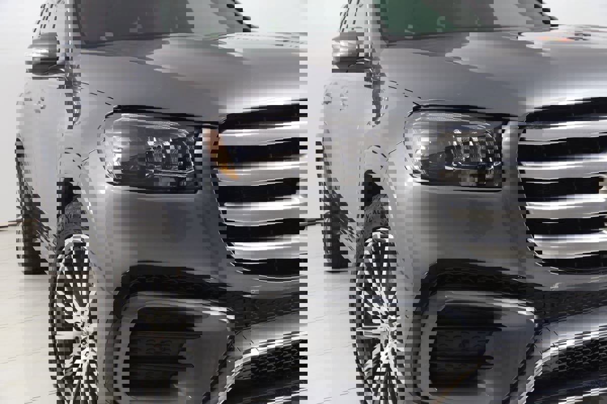 Used 2025 Mercedes-Benz GLS 450 4MATIC image 22