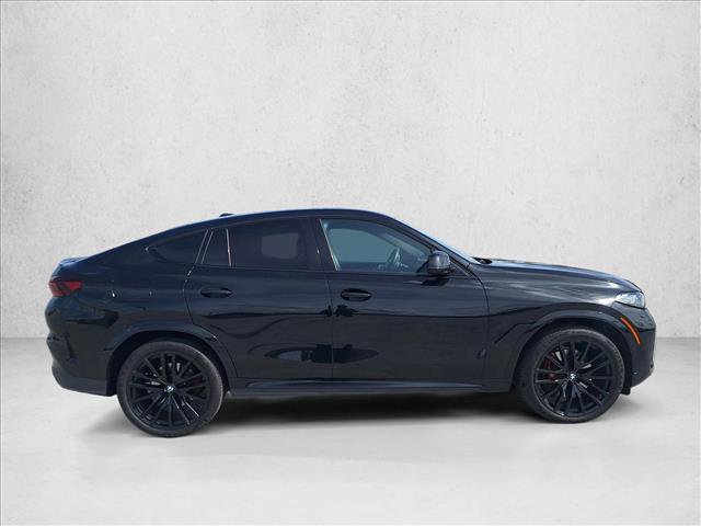 Used 2025 BMW X6 xDrive40i w/ Executive Package AWD/4WD image 4