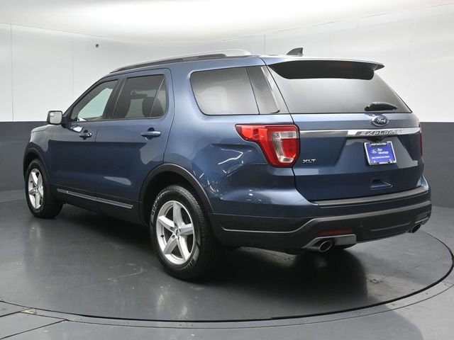 Certified 2018 Ford Explorer XLT image 2