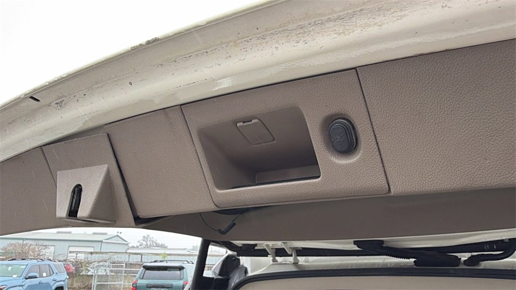 Used 2015 GMC Yukon XL SLT w/ Open Road Package image 42