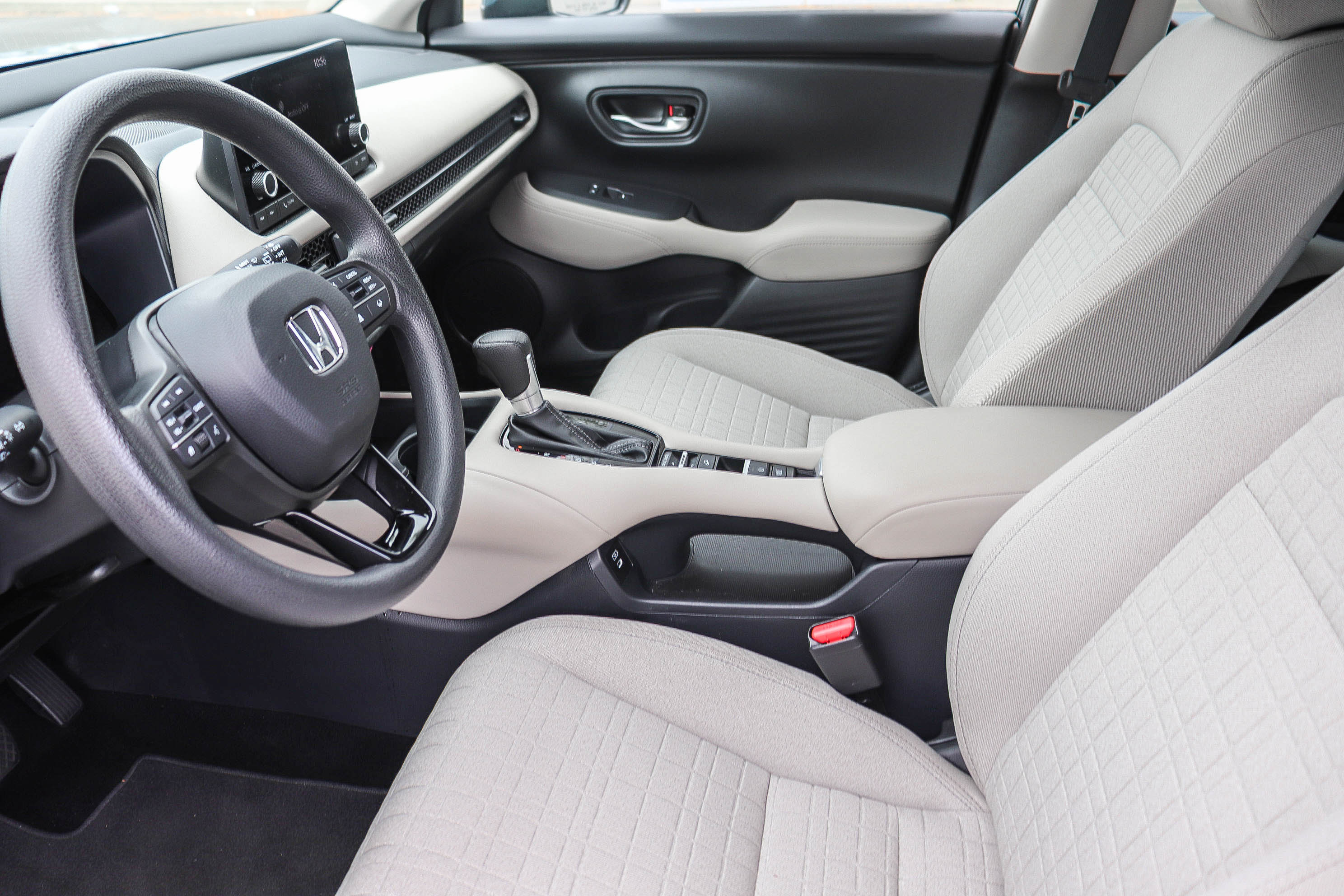 Certified 2024 Honda HR-V LX image 22