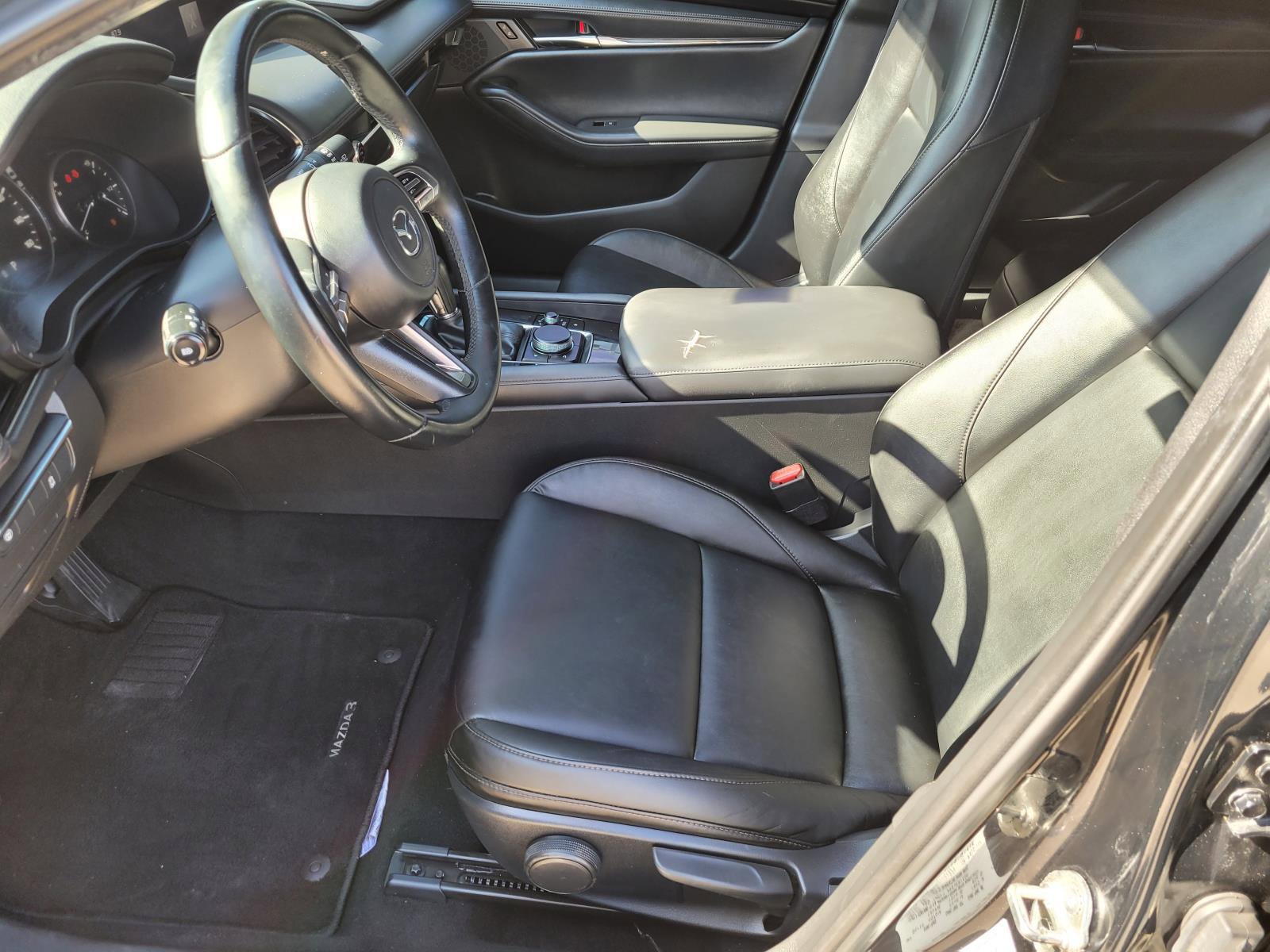 Used 2019 MAZDA MAZDA3 Hatchback FWD image 22