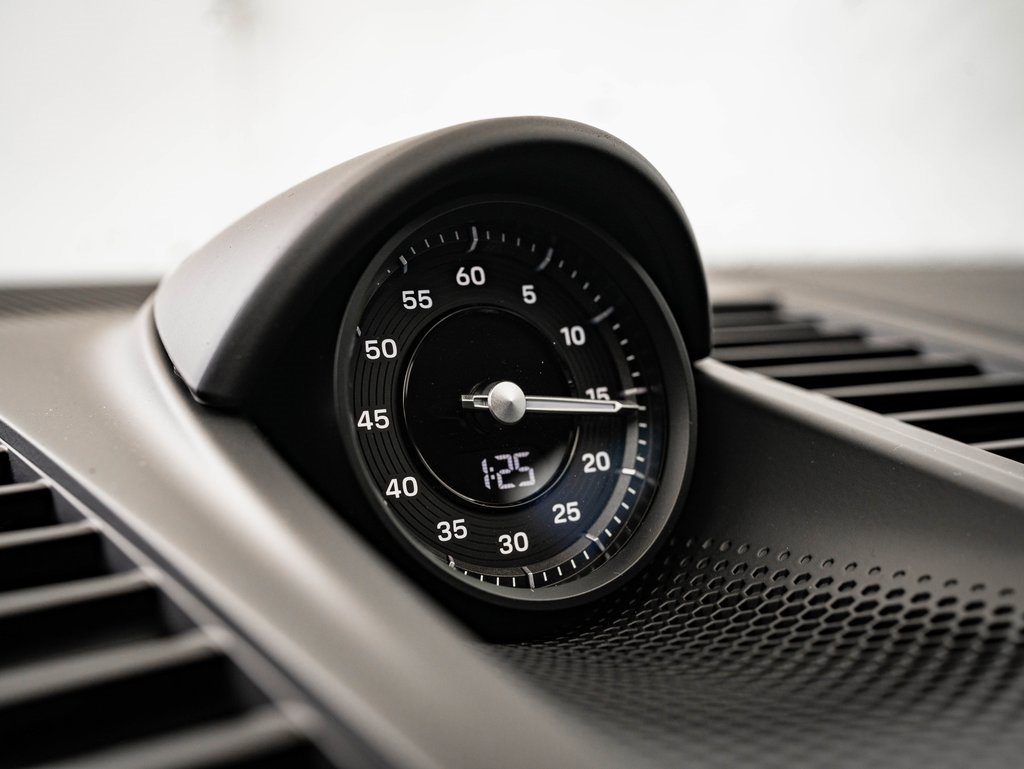 New 2026 Porsche Panamera GTS image 33