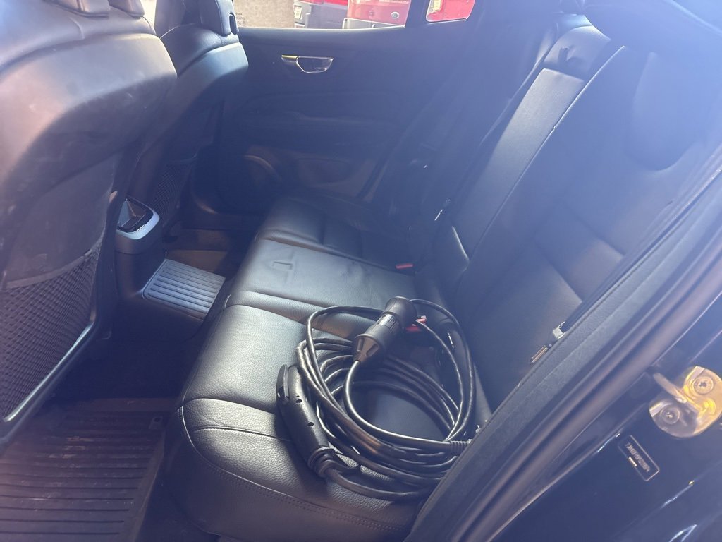 Used 2023 Volvo S60 T8 Plus w/ Protection Package Premier image 9