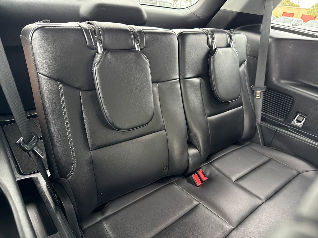 Used 2023 Ford Explorer Limited w/ Equipment Group 301A image 28