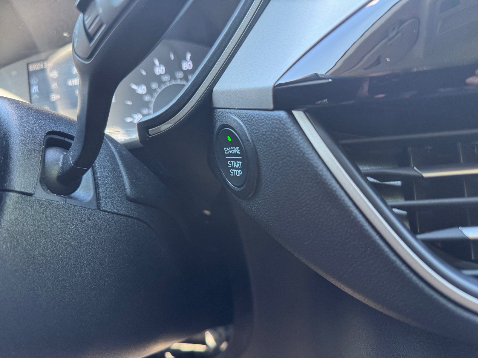 Used 2022 Ford Escape SE AWD/4WD image 18