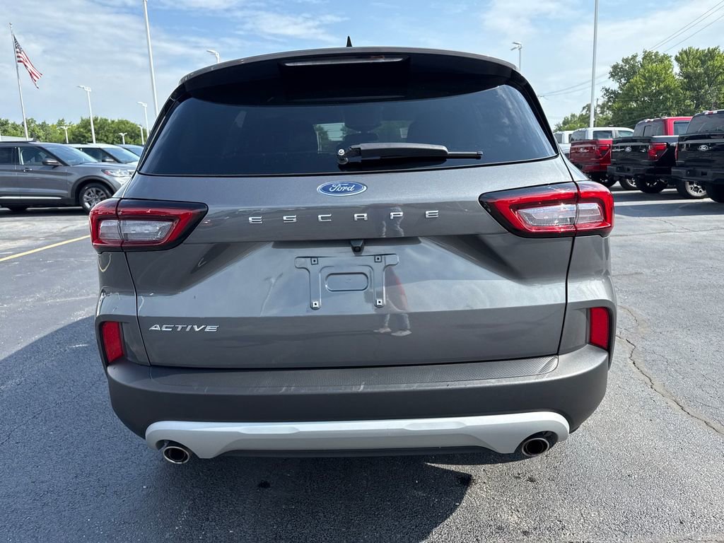 Used 2023 Ford Escape Active w/ Cold Weather Package image 8