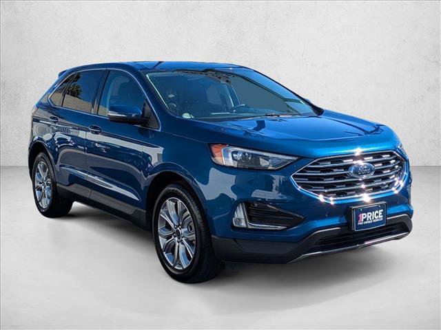 Used 2023 Ford Edge Titanium image 3
