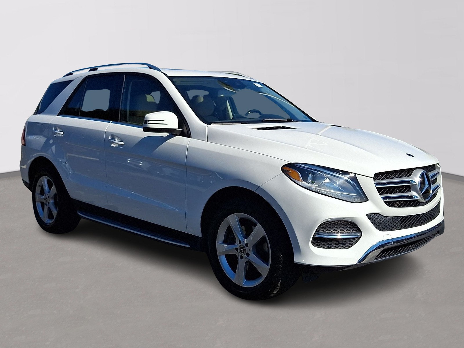 Used 2018 Mercedes-Benz GLE 350 4MATIC image 3