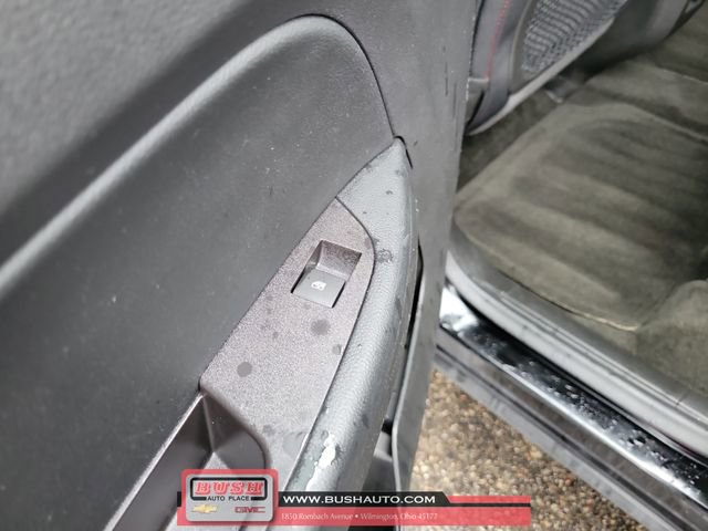 Used 2017 GMC Terrain SLE w/ Nightfall Package image 16