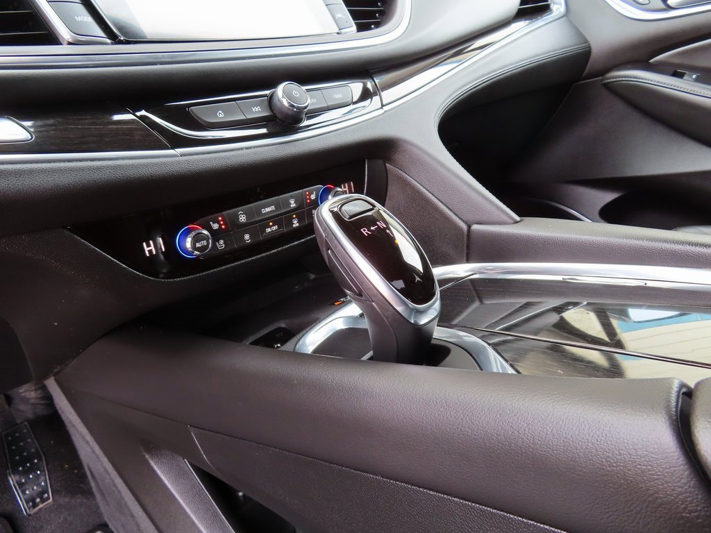 Certified 2019 Buick Enclave Avenir w/ Avenir Technology Package image 19