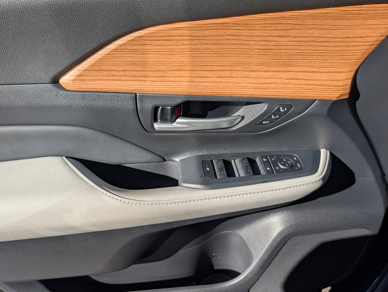 Used 2026 Toyota Grand Highlander Limited image 16