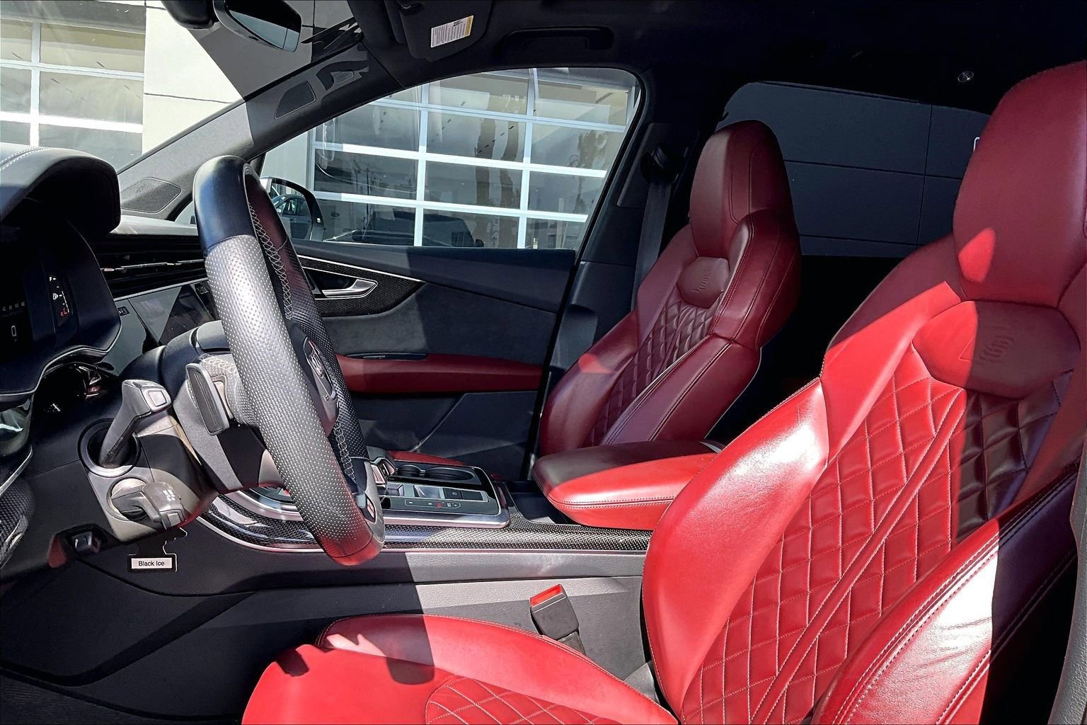 Used 2021 Audi SQ7 Premium Plus w/ Driver Assistance Package AWD/4WD image 3