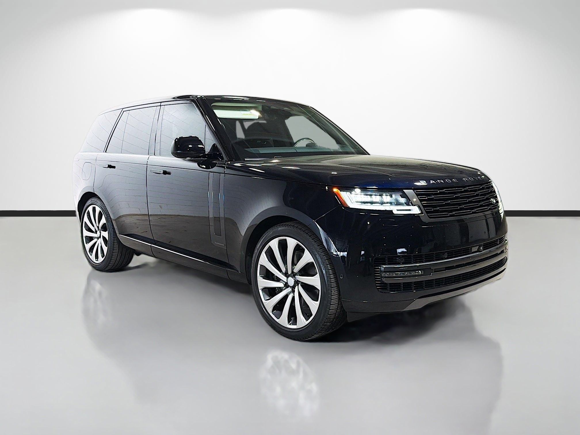 Used 2024 Land Rover Range Rover Autobiography image 6