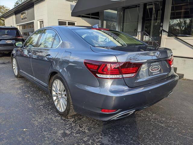 Used 2017 Lexus LS 460 AWD w/ Comfort Package image 3