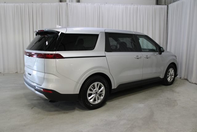 Used 2023 Kia Carnival LX FWD image 31