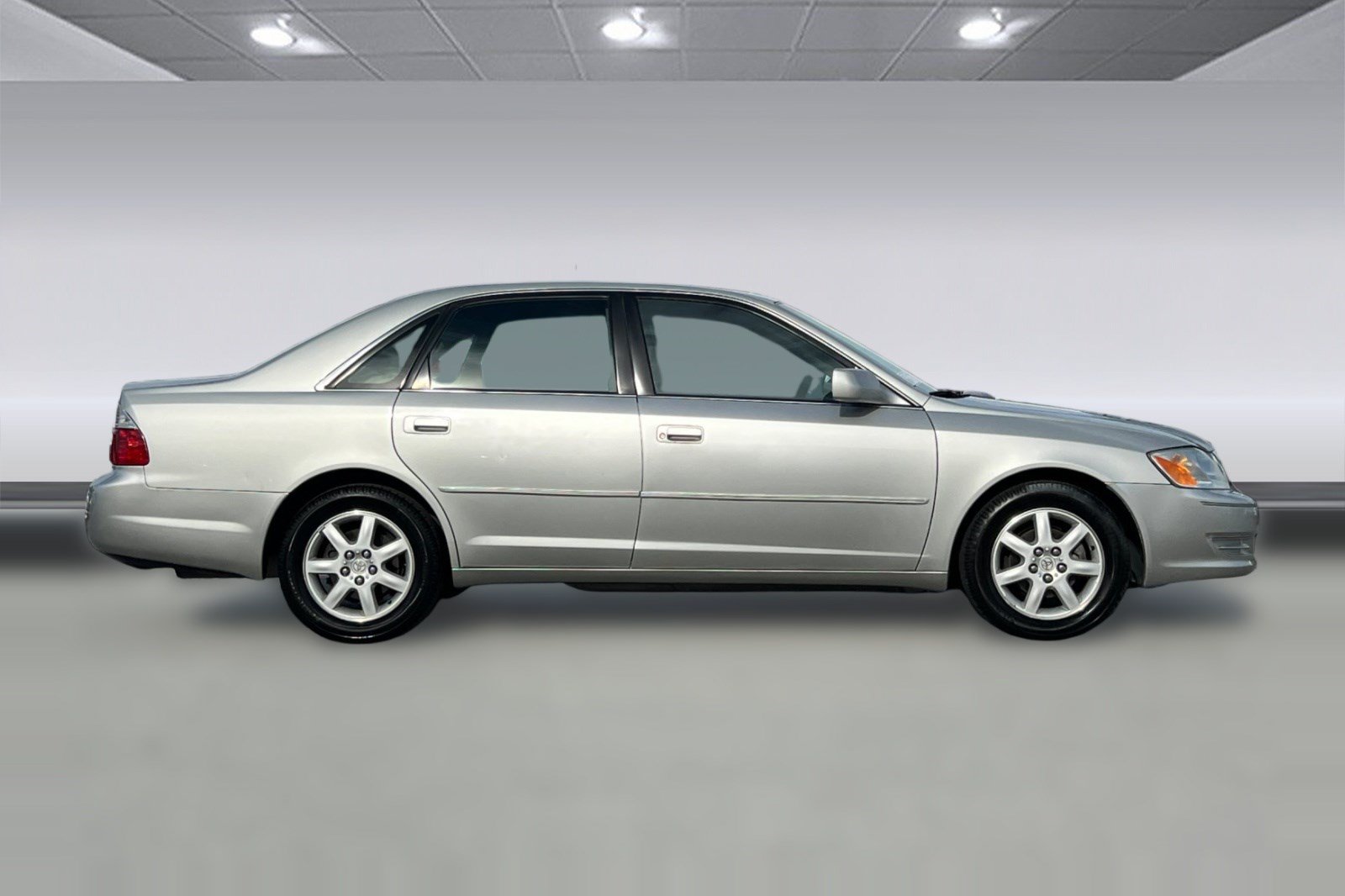 Used 2003 Toyota Avalon XL FWD image 7