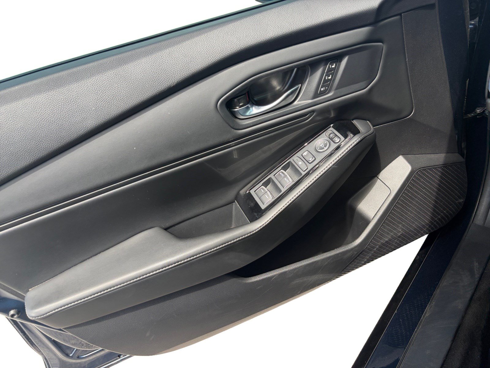 Used 2024 Honda Accord Touring image 10