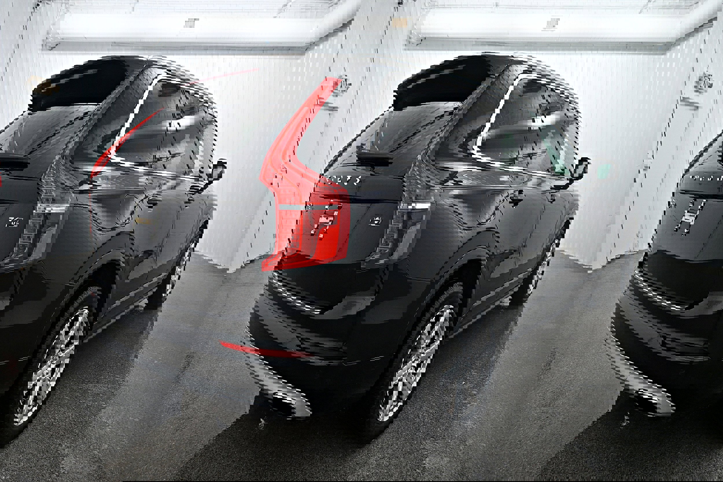 Used 2020 Volvo XC90 T6 Momentum image 37