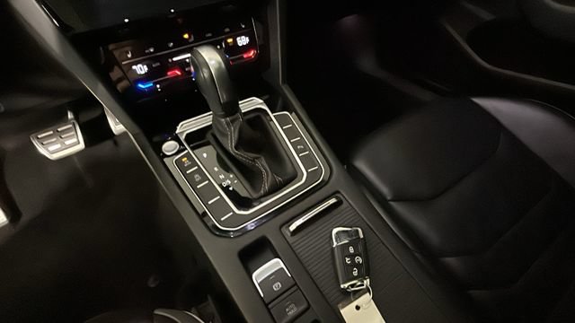 Used 2023 Volkswagen Arteon SEL AWD/4WD image 19