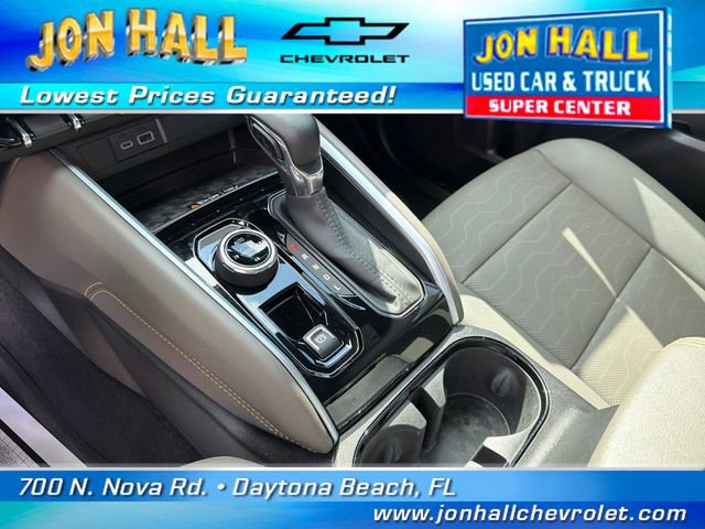 Used 2025 Chevrolet Colorado ZR2 w/ Midnight Edition AWD/4WD image 32