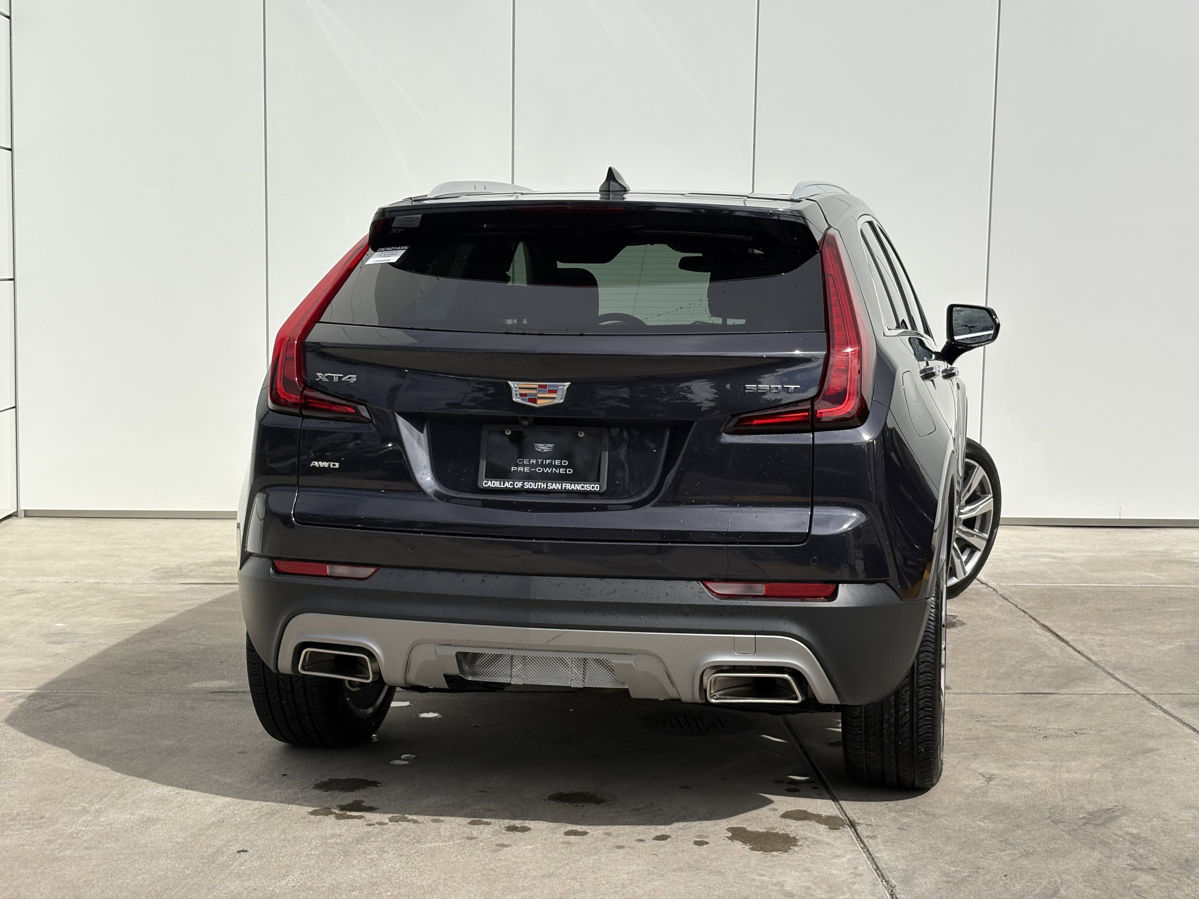 Certified 2023 Cadillac XT4 Premium Luxury image 6