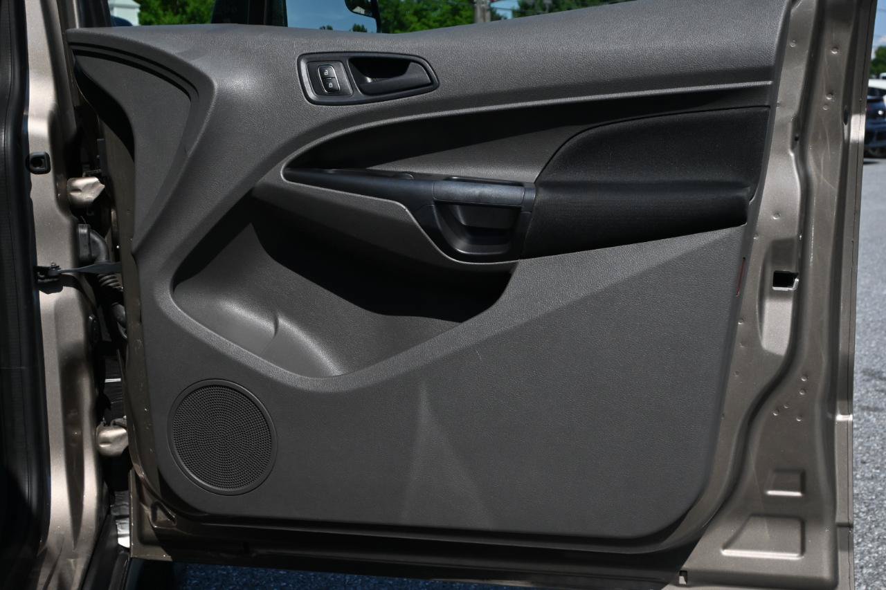 Used 2021 Ford Transit Connect XL FWD image 30