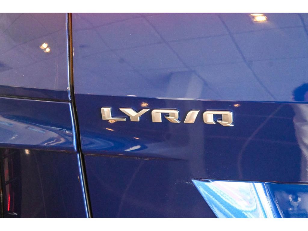 New 2026 Cadillac Lyriq V w/ Exterior Carbon Fiber Package image 38