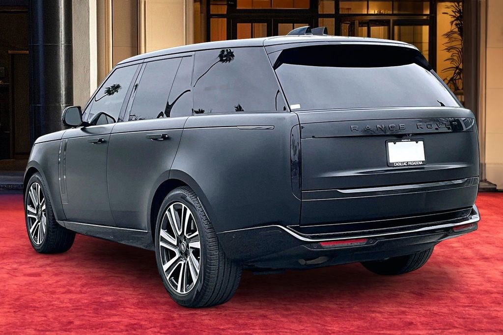 Used 2023 Land Rover Range Rover SE AWD/4WD image 4
