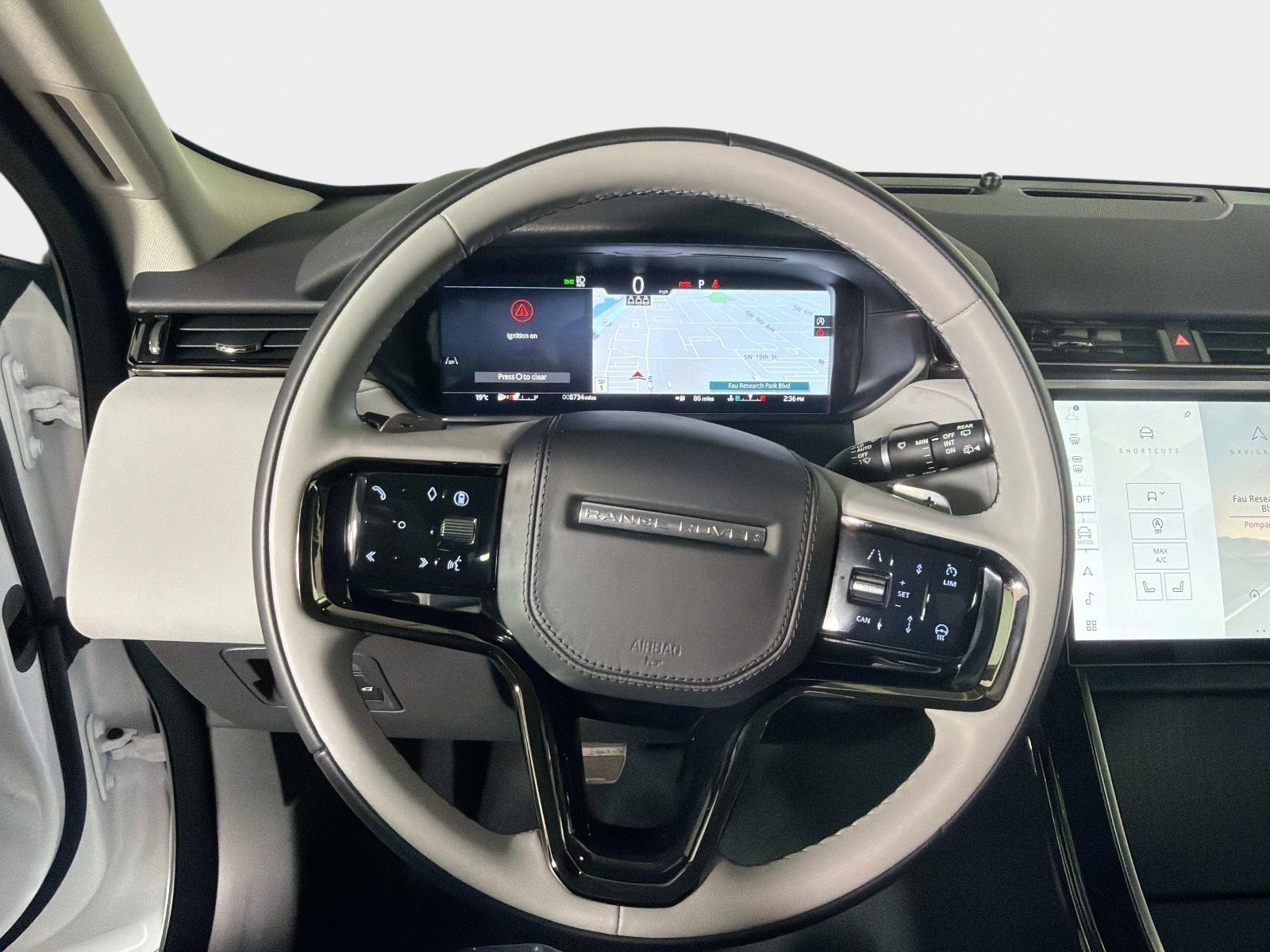 Used 2025 Land Rover Range Rover Velar Dynamic SE AWD/4WD image 39