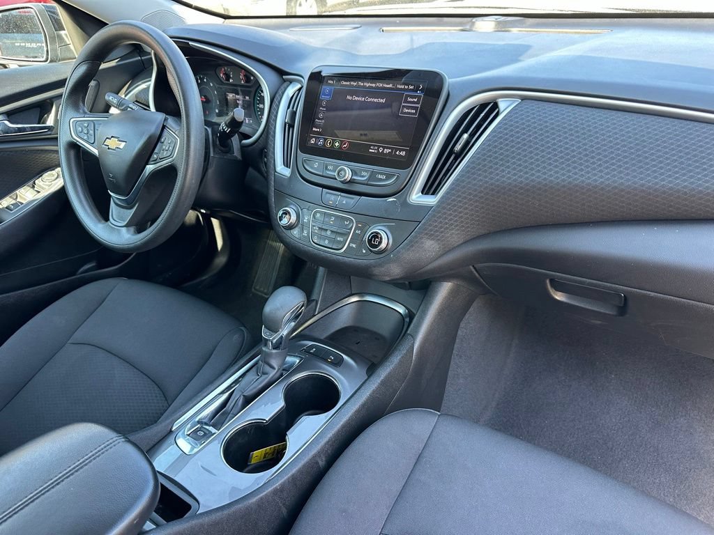 Used 2024 Chevrolet Malibu LT FWD image 17