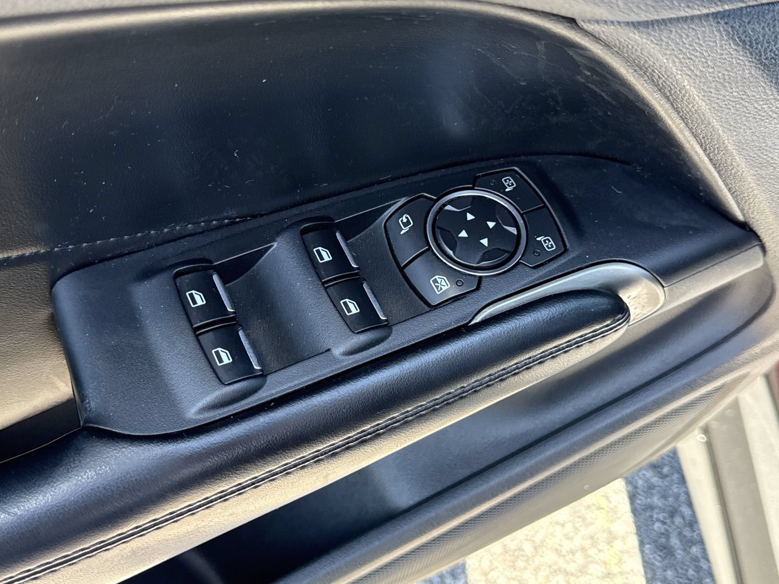 Used 2017 Lincoln MKC Reserve AWD/4WD image 16