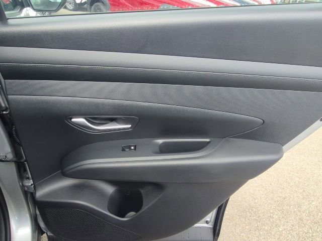 New 2026 Hyundai Tucson SE image 16