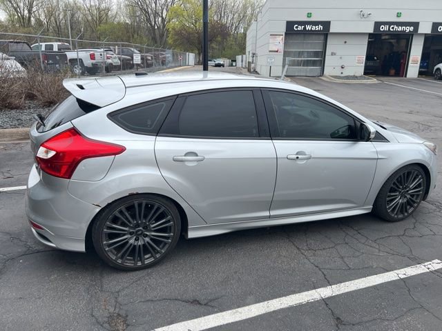 Used 2014 Ford Focus ST FWD image 4