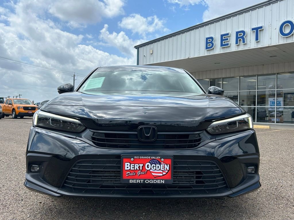 Used 2024 Honda Civic Touring image 2