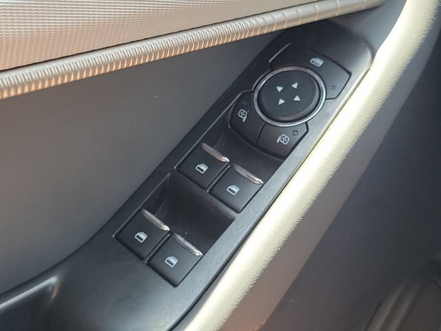 Used 2026 Ford Explorer Active w/ Active Comfort Package RWD image 14