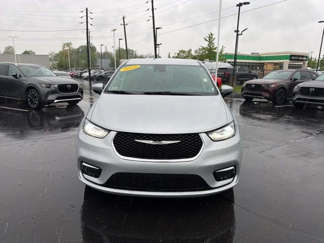 Used 2023 Chrysler Pacifica Touring-L FWD image 22