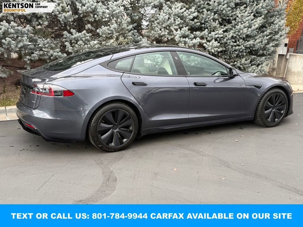 Used 2021 Tesla Model S Plaid image 9