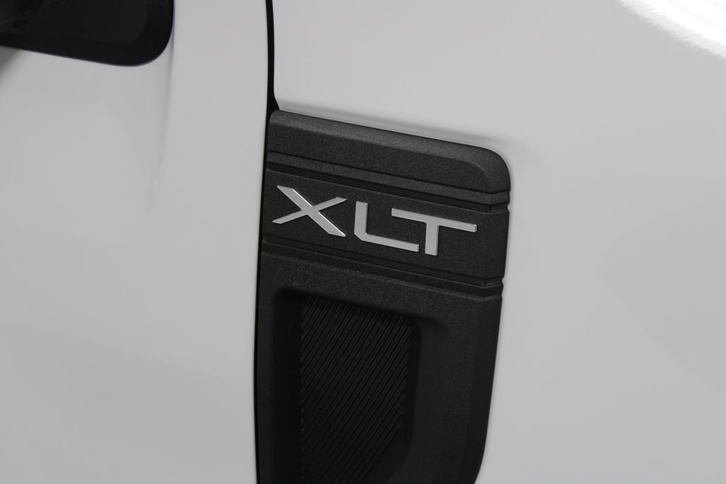 New 2025 Ford Maverick XLT w/ Equipment Group 301A image 11