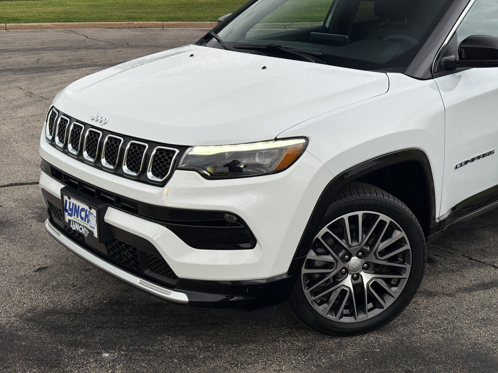 Used 2024 Jeep Compass Limited w/ Elite Group AWD/4WD image 8