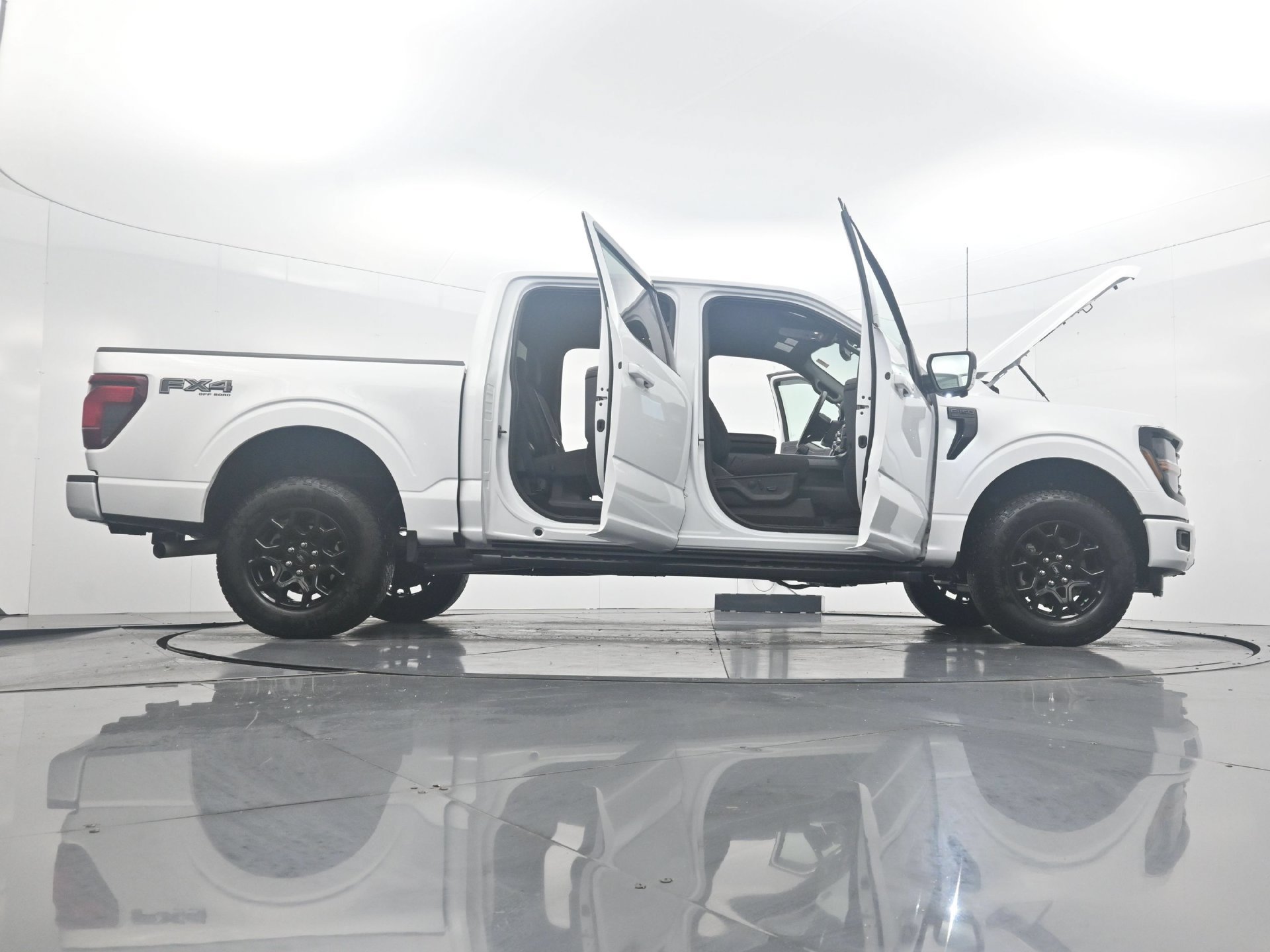 Used 2025 Ford F150 XLT w/ Equipment Group 302A MID AWD/4WD image 44