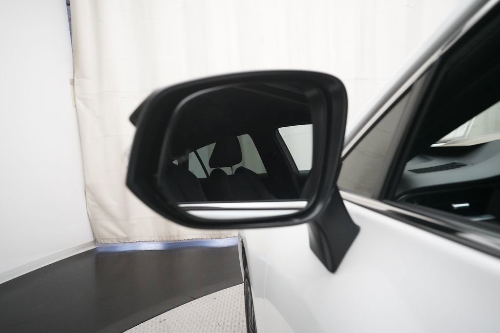 Used 2024 Toyota Venza Nightshade image 25